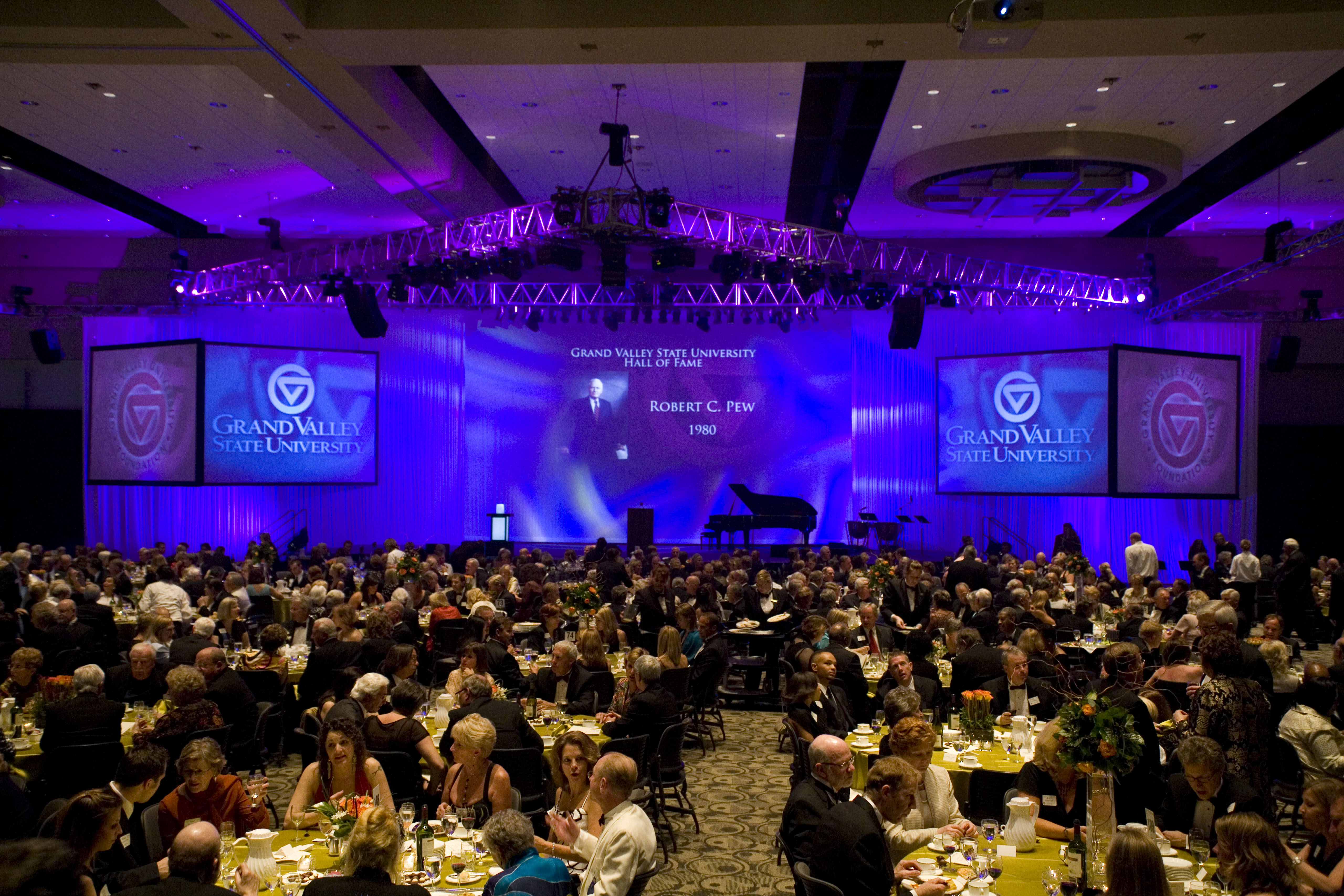 Tips for Planning Last Minute Corporate Meetings