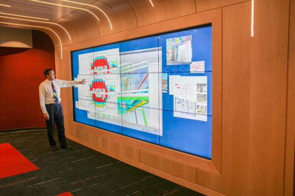 miron-construction-interactive-wall-digital-signage miron-construction-interactive-wall-digital-signage