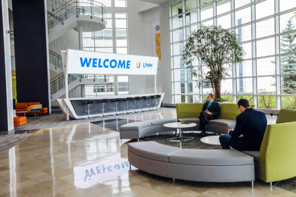 BW_UNITED_SHORE_20180829_009_edited (1) Conveying Brand Messaging through Workplace Design