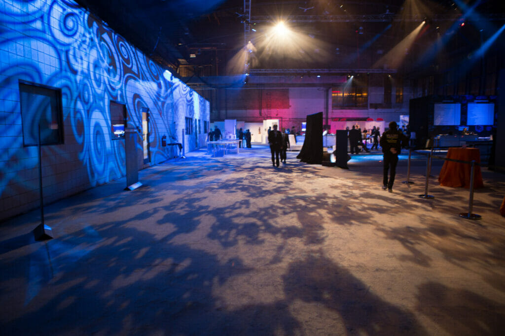 ARTOFWINEw-2526 lighting