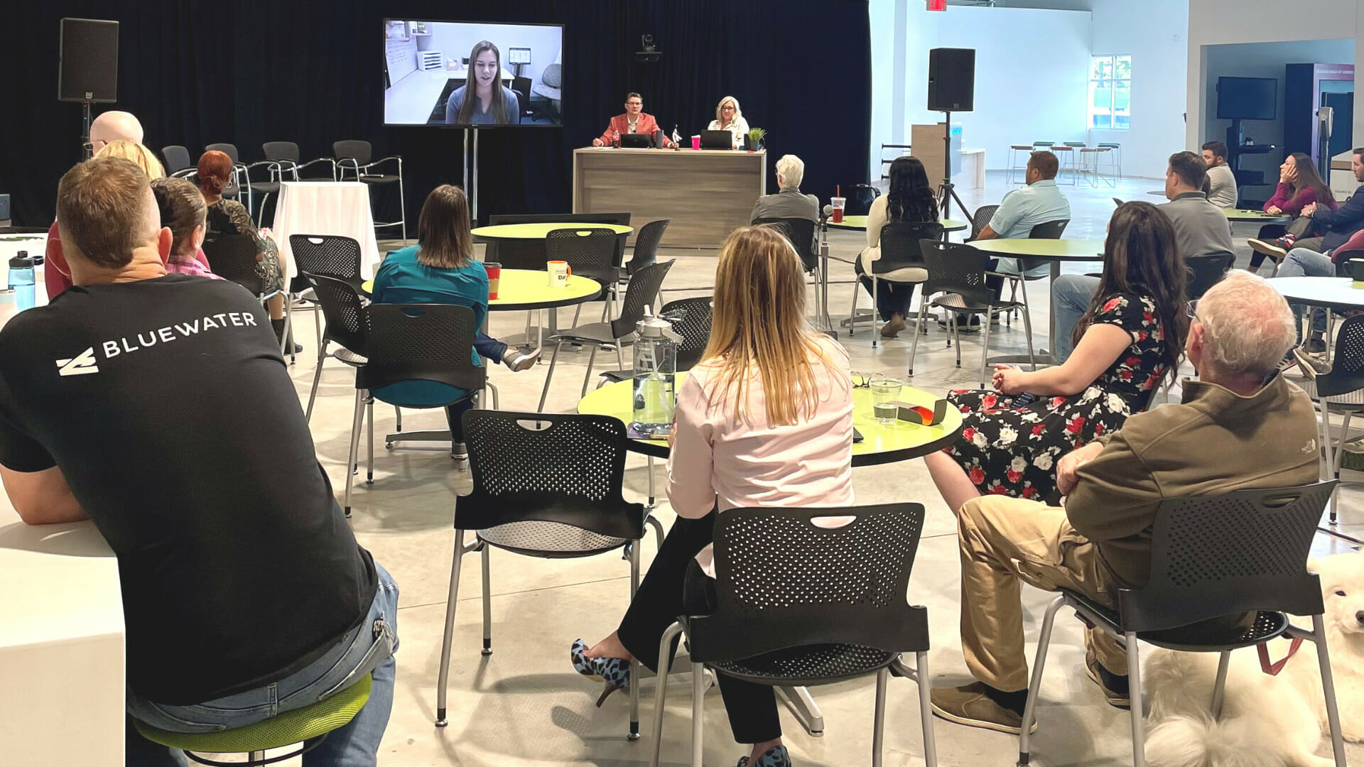 Take your Company-Wide Meetings to the Next Level with Parallel