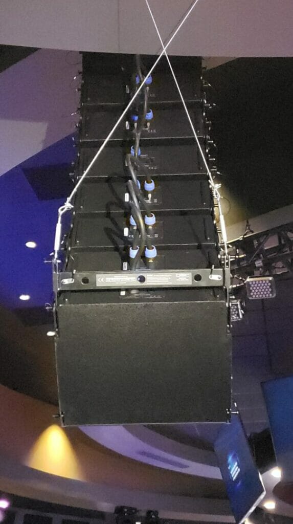 Line array back 2